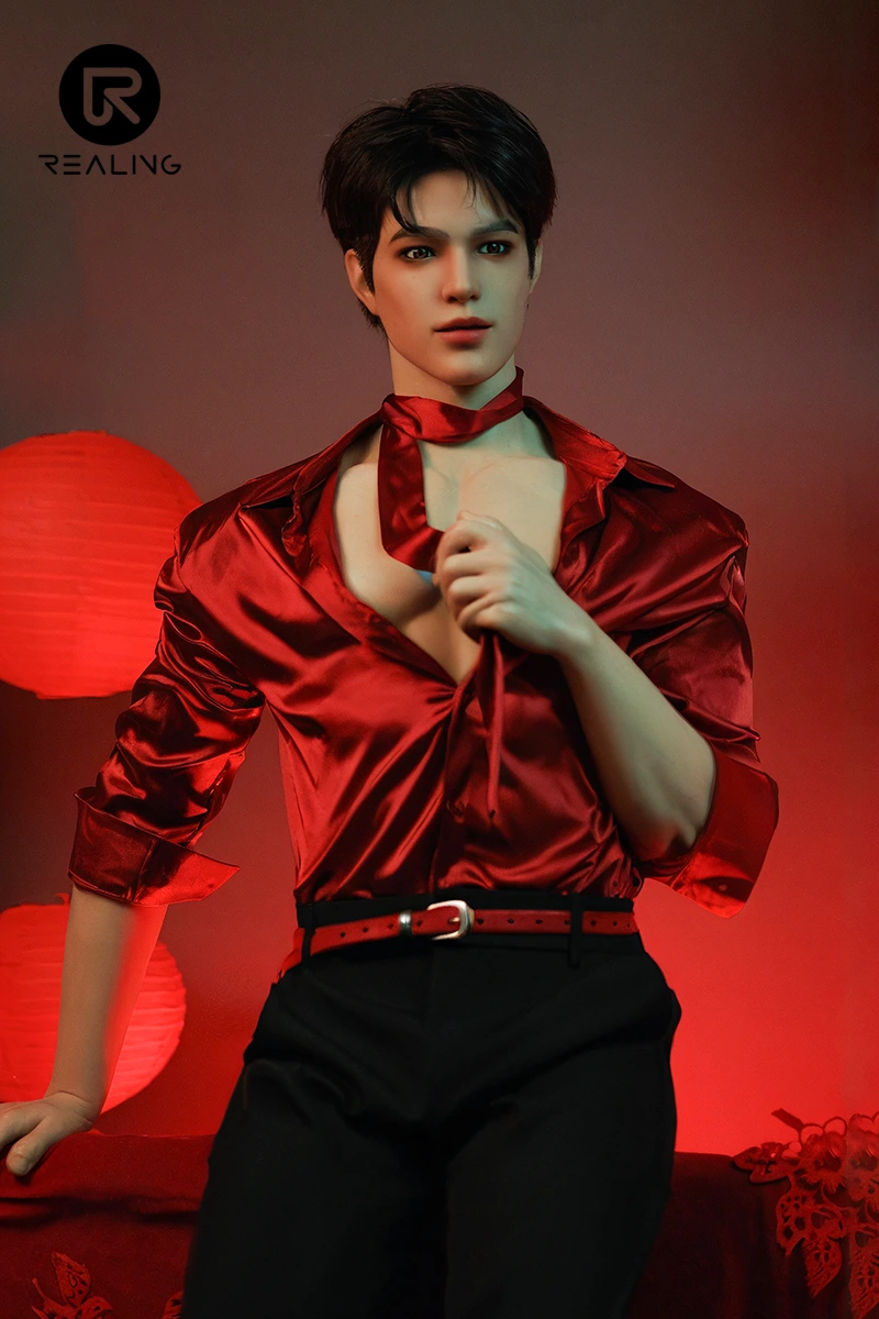 震梟 ホスト 180cm